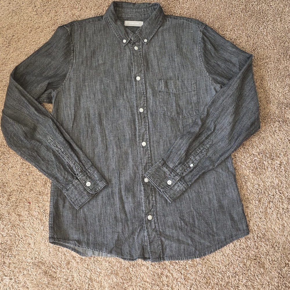 Everlane Men's Button Down Denim Shirt Size Medium - Picture 2 of 9